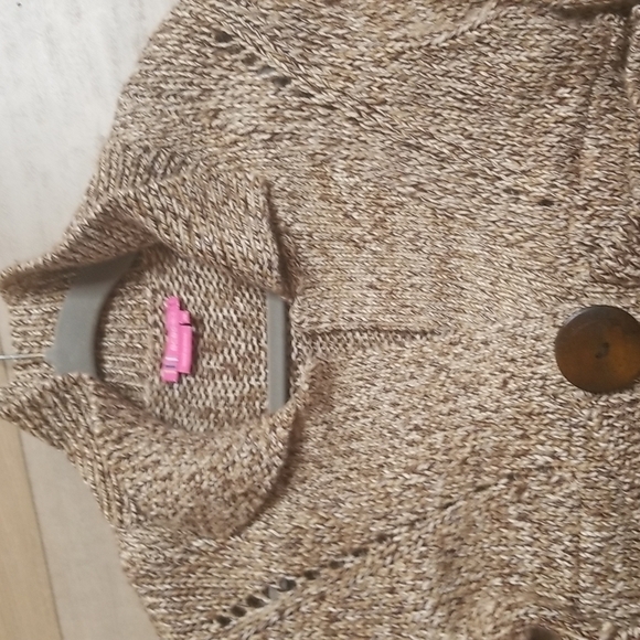 BCBG Girls long sleeve one button cardigan - Picture 2 of 9